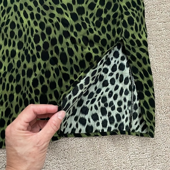 Slip Dress In Cheetah Print - Picture 6 of 6